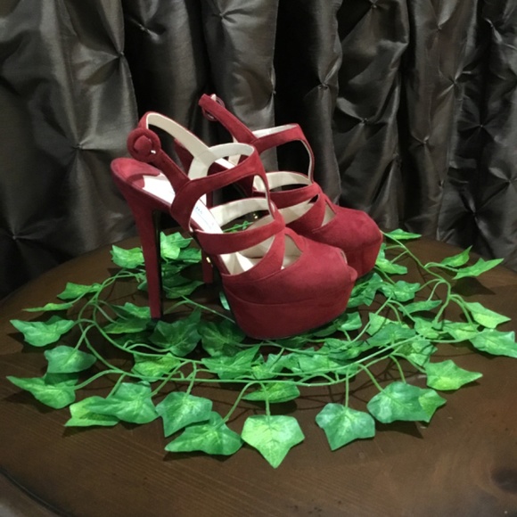 ⭐️ Host Pick ⭐️ Red Suede Prada Strappy Platform Heels - Picture 5 of 9